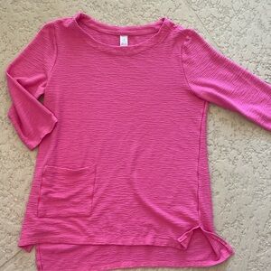Teezher Pink Round Neck Top size small